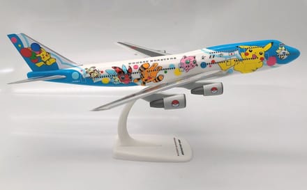 PPC ANA Boeing 747-400 Vliegtuig - Schaalmodel Pocket Monsters - 1:250 - 28,27cm