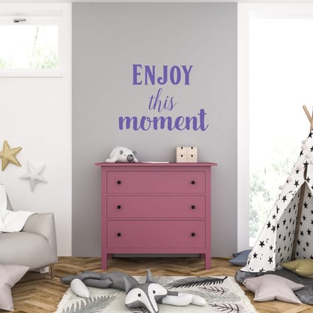 Muursticker - Enjoy This Moment - 46,4 x 62,4 - Paars