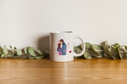 Smartphonica Mok met kussend koppel opdruk - Geschikt als Valentijnsdag cadeau - liefde