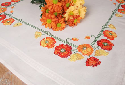 Vervaco - Tafelkleed kit met ingeweven boord - 80 x 80cm - Klaprozen - PN-0149416