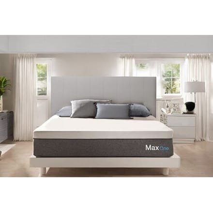 Max One Orthopaedic Matras - Ergonomisch - Visco-elastisch - 135 x 200 cm - Ondersteunt Spierherstel - Antibacterieel - 20 cm Dikte