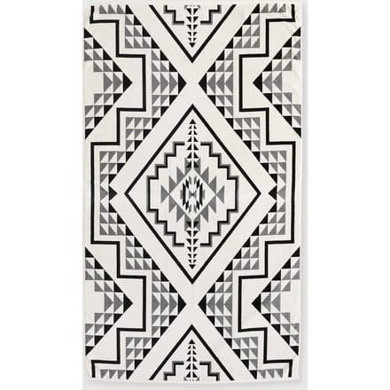 OVERSIZED JACQUARD SPA TOWEL
