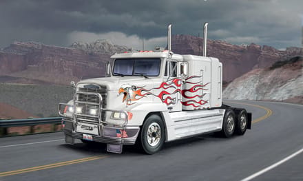 Italeri Modelbouwpakket Vrachtwagens - 3925 Freightliner FLD 120 Special Plastic - 1:24 - Modelbouw