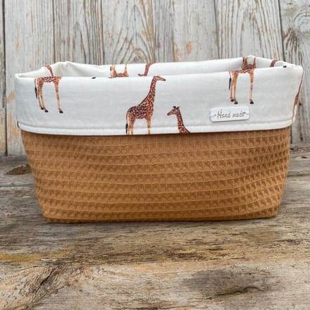 Lovely Stitches Commodemandje Giraffes Camel