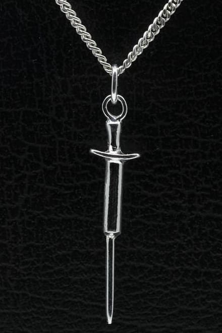 Zilveren Injectiespuit ketting hanger - groot
