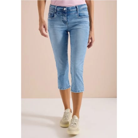 3/4 Slim Leg jeans in casual fit