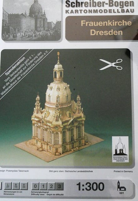 bouwplaat, modelbouw in karton, Frauenkirche te Dresden, schaal 1/300