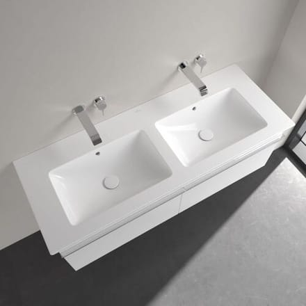 Villeroy & Boch Venticello cabinet double washbasin 130 x 50 cm without tap hole 4111DJ01