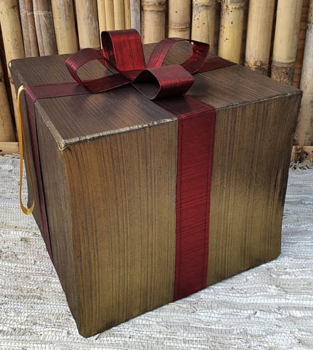 House of Seasons Kersthanger Cadeau Pull up , Goud rood  40x40x40cm
