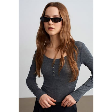 Slim-Fit Wol Gebreide Blouse Met Knopen