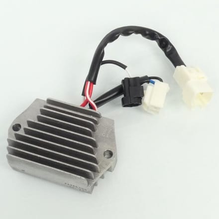 Régulateur redresseur de tension RMS pour auto Piaggio 220 Ape Tm 642202 Neuf
