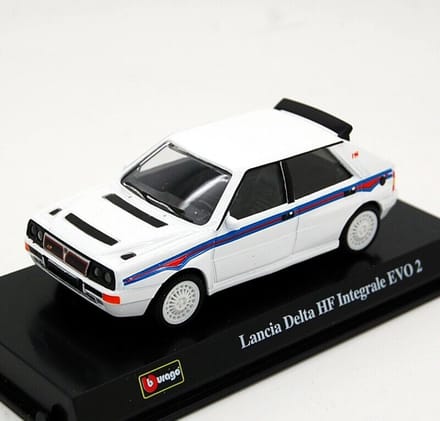 Bburago - Lancia Delta HF Integrale EVO 2 - 1/43 (+/- 9cm)