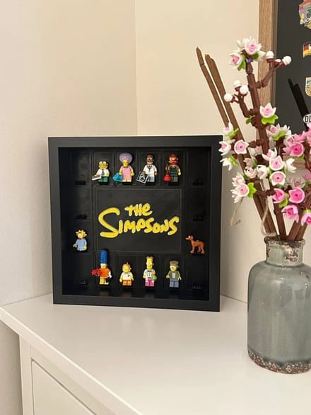 LEGO Minifigure Display Case — The Simpsons