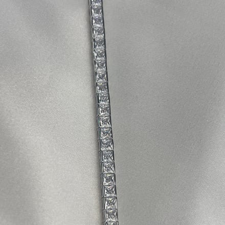 Baguette Cut Waterway Bracelet White Gold 3mm