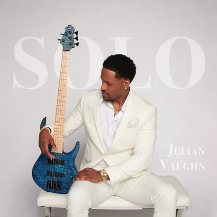 Julian Vaughn - Solo (CD)