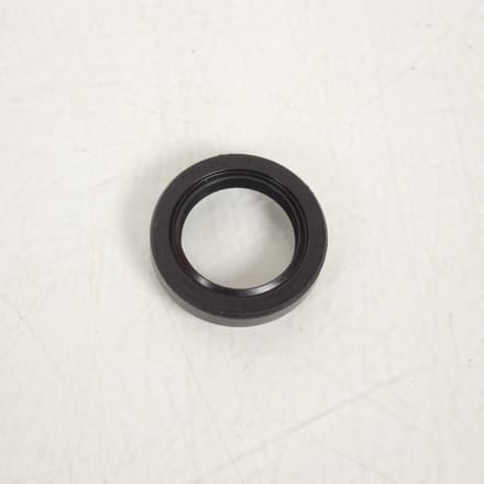 Motorkeerring voor scooter Yamaha Yp 125 E Skyliner 931022229400 22x32x7mm