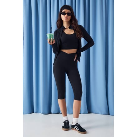 Dames DSGN Studio Ultra Sculpt Wrap Taille Capri Legging | Zwart | Maat: 2XL