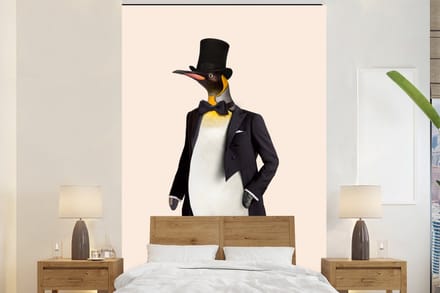 Behang - Fotobehang Pinguïn - Dier - Hoed - Colbert - Zwart - Breedte 145 cm x hoogte 220 cm