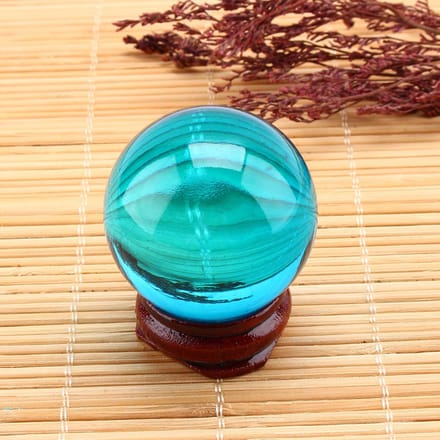 Boule de guérison en cristal de quartz bleu royal naturel rare d'Asie, 40 mm, avec support blue