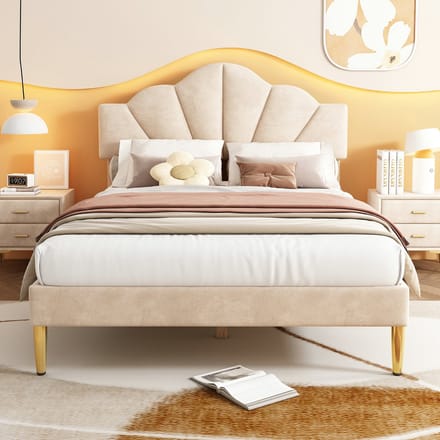 Bed 140x190 / Gestoffeerd bed – Gouden Metalen Poten, Beige – met Opbergruimte, Lattenbodem – In Hoogte Verstelbaar Hoofdbord – Schelpvormig Hoofdbord