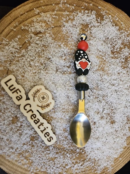 Theelepel Tomte met hartjes