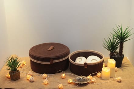 OZ Home - 2-delige Mandenset met Deksel - Bruin/Beige - Duurzaam & Functioneel - Voor Compacte Opslag en Decoratie
