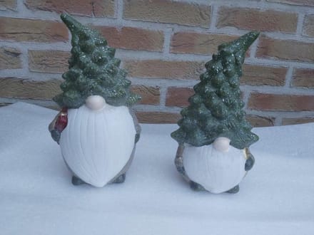 Kerst Gnomes Set van 2 – Tomte Kabouters met Kerstboom Muts – Terracotta Kerstdecoratie – H19 cm – Sfeervolle Winterse Kerstversiering