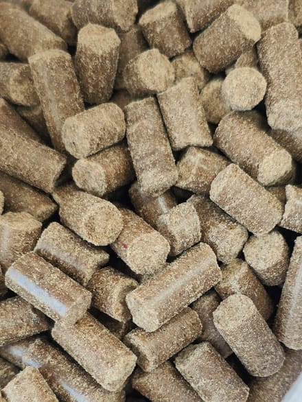 Vleesje koud geperste brok Eend zak 15 kilo