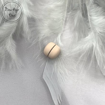 New Age Devi - Hoofddoek Magneet - Hijab accessoires - Beige (1 paar)