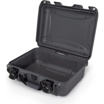 Nanuk 920 Case w/padded divider - Graphite