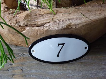Emaille huisnummer 10x5 wit nr. 7