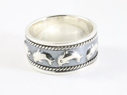 Zilveren ring met dolfijnen - maat 18