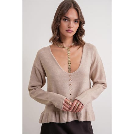 Lichte V-hals gebreide top met knoopdetails