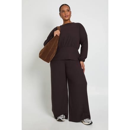 boohoo Dames Plus Getailleerde Lange Mouw Top en Broek Co Ord | Chocoladebruin | Maat: 46
