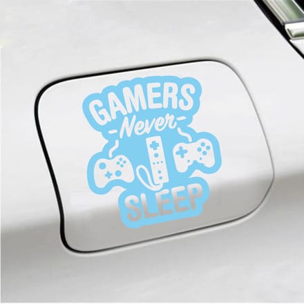 Bumpersticker - Gamers Never Sleep - 12,4 X 11,4 - Licht Blauw