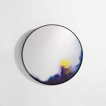 Petite Friture Francis Wandspiegel - blauw-lila - M