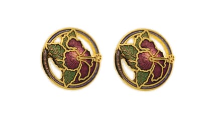 Behave - Oorstekers dames - bloemmotief - paars - 1,5 cm