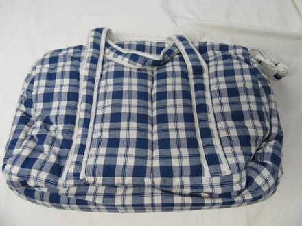 vaco , luiertas , geruit , gebroken wit met blauw , met kussen