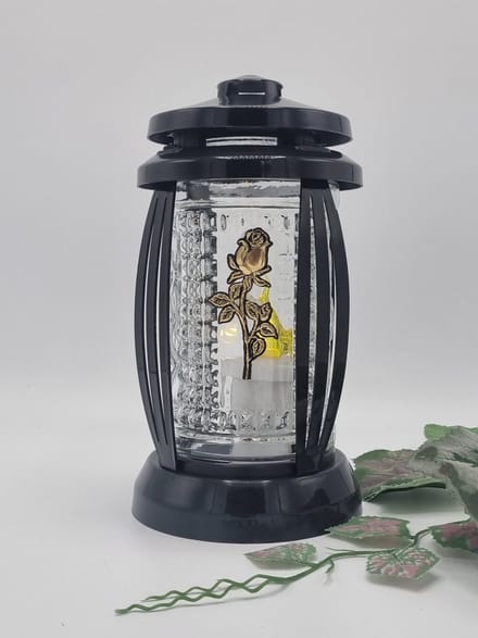 Herdenkingslicht - L-73a - Lantaren - Roos - Goud - Windlicht - Graflicht - Graflantaarn - Grafdecoratie