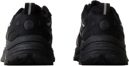 Sneakers met veters