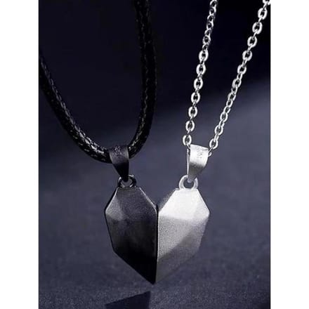 Koppelhanger, Wenssteen Magneet Ketting Set, Zwart en Wit Perzik Hart Drie-steen Ketting.