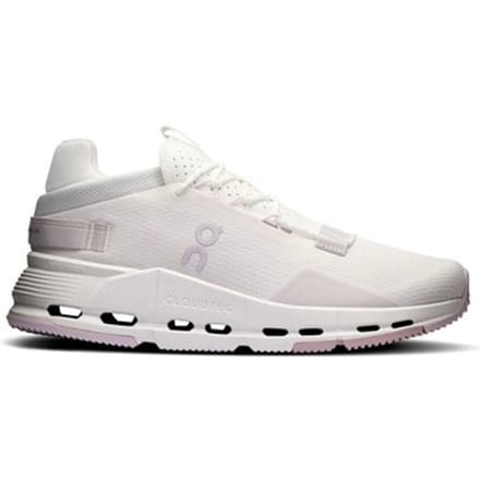 Lage Sneakers On Cloudnova 2