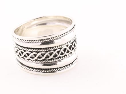 Brede hoogglans zilveren ring met kabelpatronen - maat 19