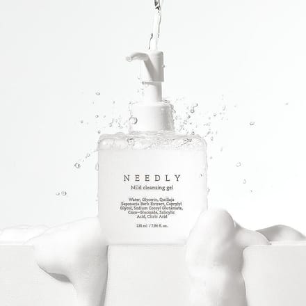 Mild Cleansing Gel 235 ml / 7.94 fl. oz. white