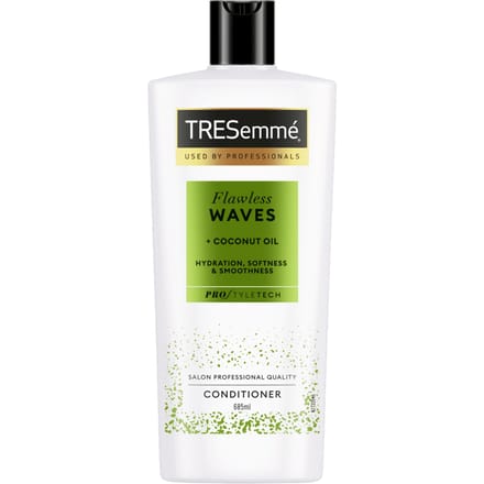 Tresemmé Tresemm&eacute; Flawless Waves Conditioner Coconut 685 ml