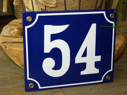 Emaille huisnummer 18x15 blauw/wit nr. 54