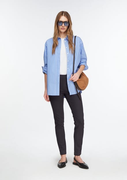 Legging met flatterende naden aan de achterkant en een decoratieve split dames COMMA
