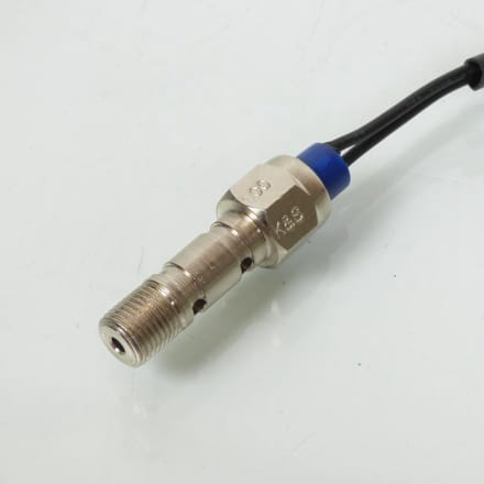 dubbele banjo connector schroef m10x1.00 remsensor Ø10 steek 100 nieuw voor motoren
