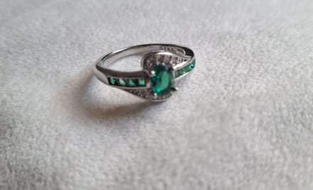 Gemstones-silver ring 19 mm 925-sterling zilver met groene zirkonia