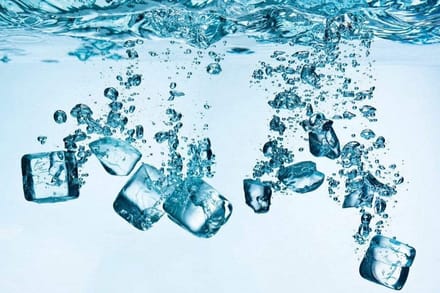 Fotobehang - Ice Cubes 375x250cm - Vliesbehang